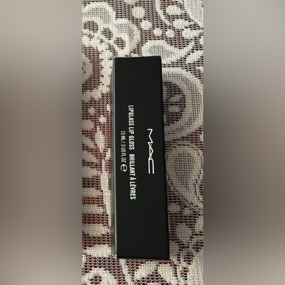 Mac Cosmetics lip glass clear gloss NIB